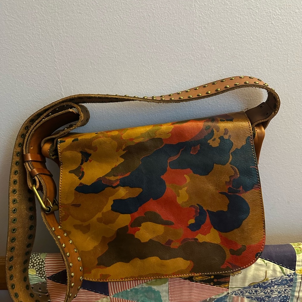 Patricia Nash Multicolor Shoulder Bag always kept in dust bags